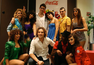 David Bisbal y los bailarines